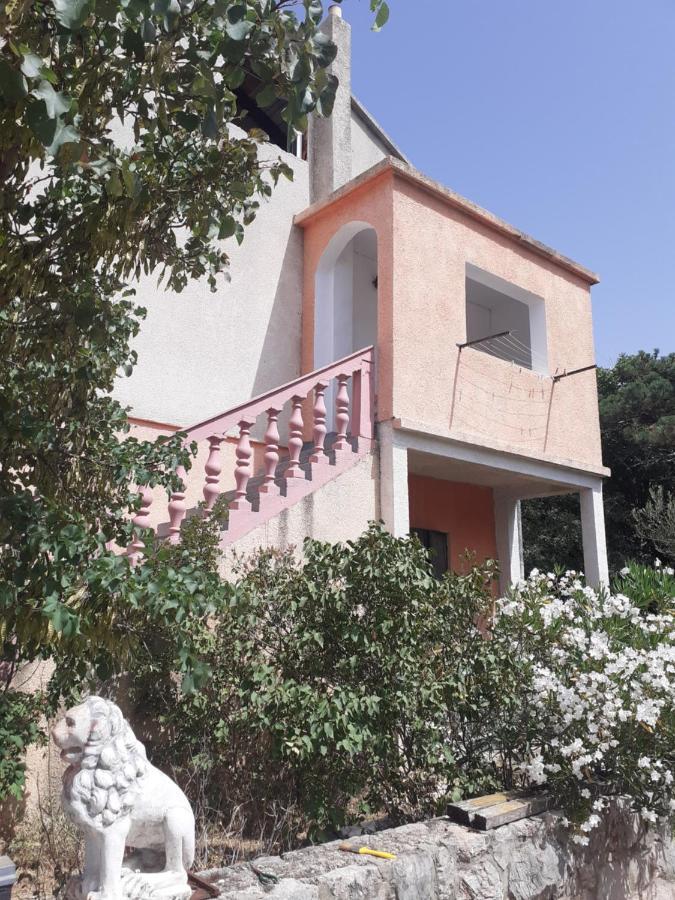 Apartments Mara Bela Karlobag Luaran gambar