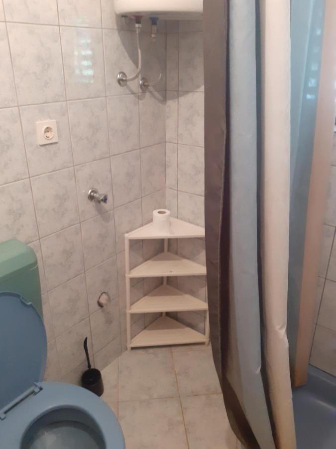 Apartments Mara Bela Karlobag Luaran gambar