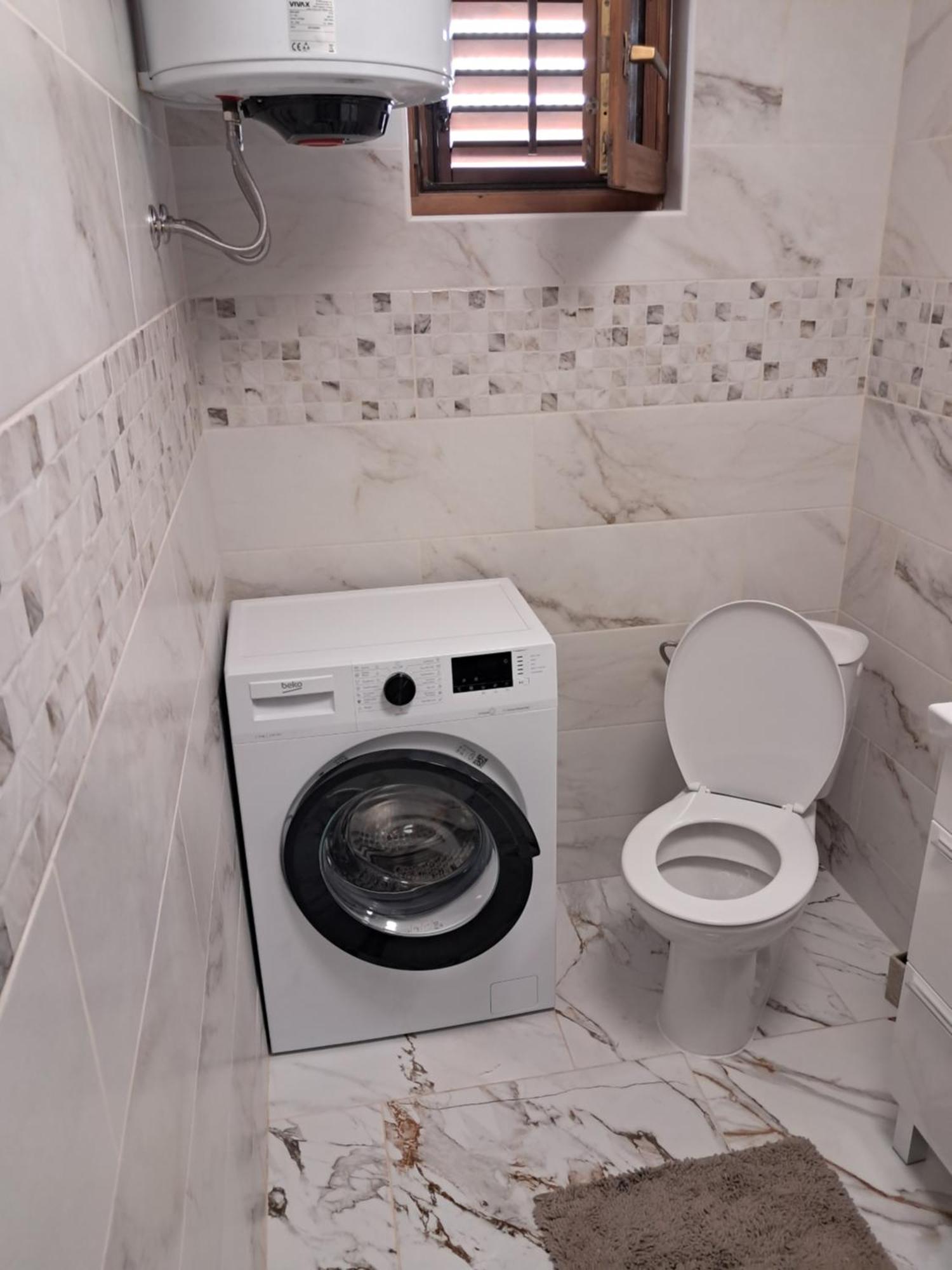 Apartments Mara Bela Karlobag Luaran gambar